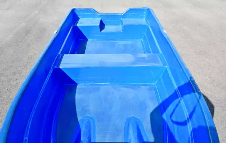 Стеклопластиковая лодка Neman-340 (тримаран) в Череповце