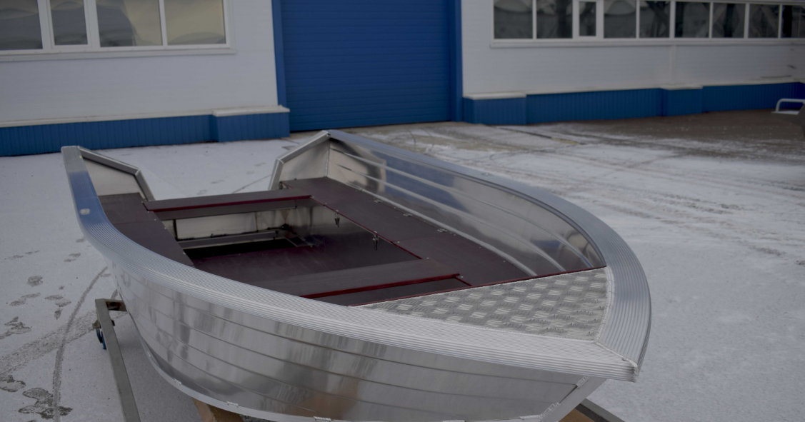 Алюминиевая лодка Неман-400 в Череповце