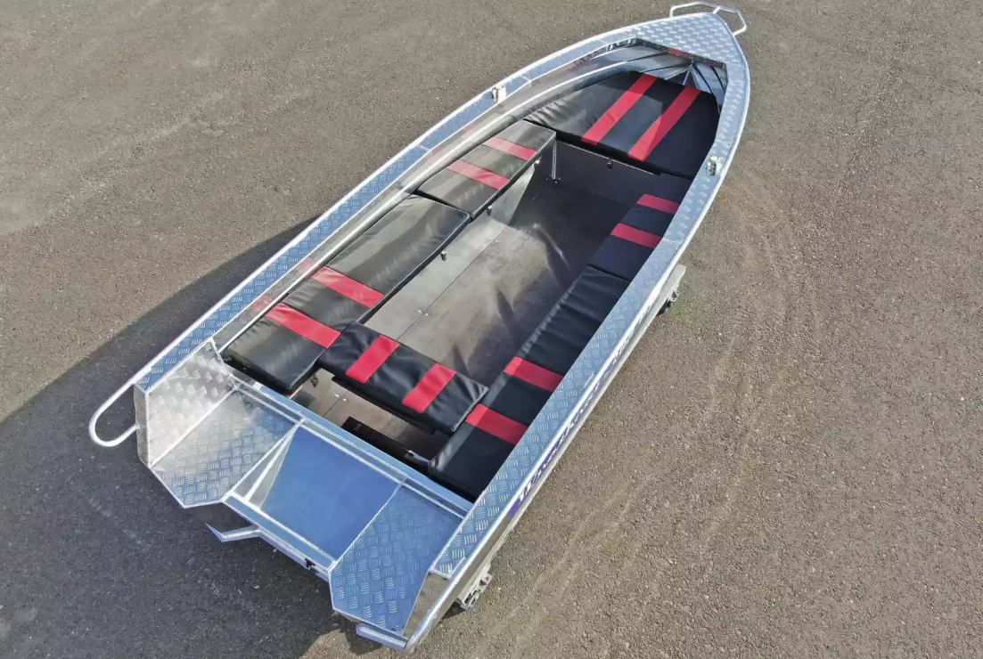 Алюминиевая лодка Wyatboat-390РМ увеличенный борт в Череповце