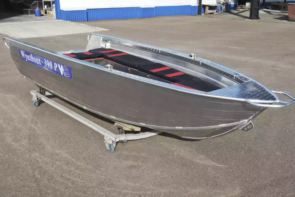 Алюминиевая лодка Wyatboat-390РМ увеличенный борт в Череповце