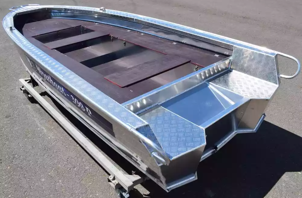 Алюминиевая лодка Wyatboat-390РМ в Череповце
