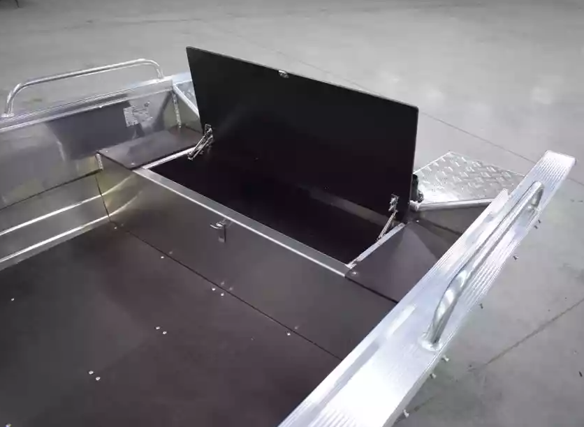 Алюминиевая лодка  Wyatboat-430 Р в Череповце