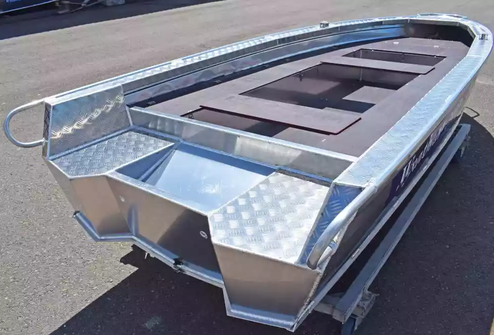 Алюминиевая лодка Wyatboat-390РМ в Череповце