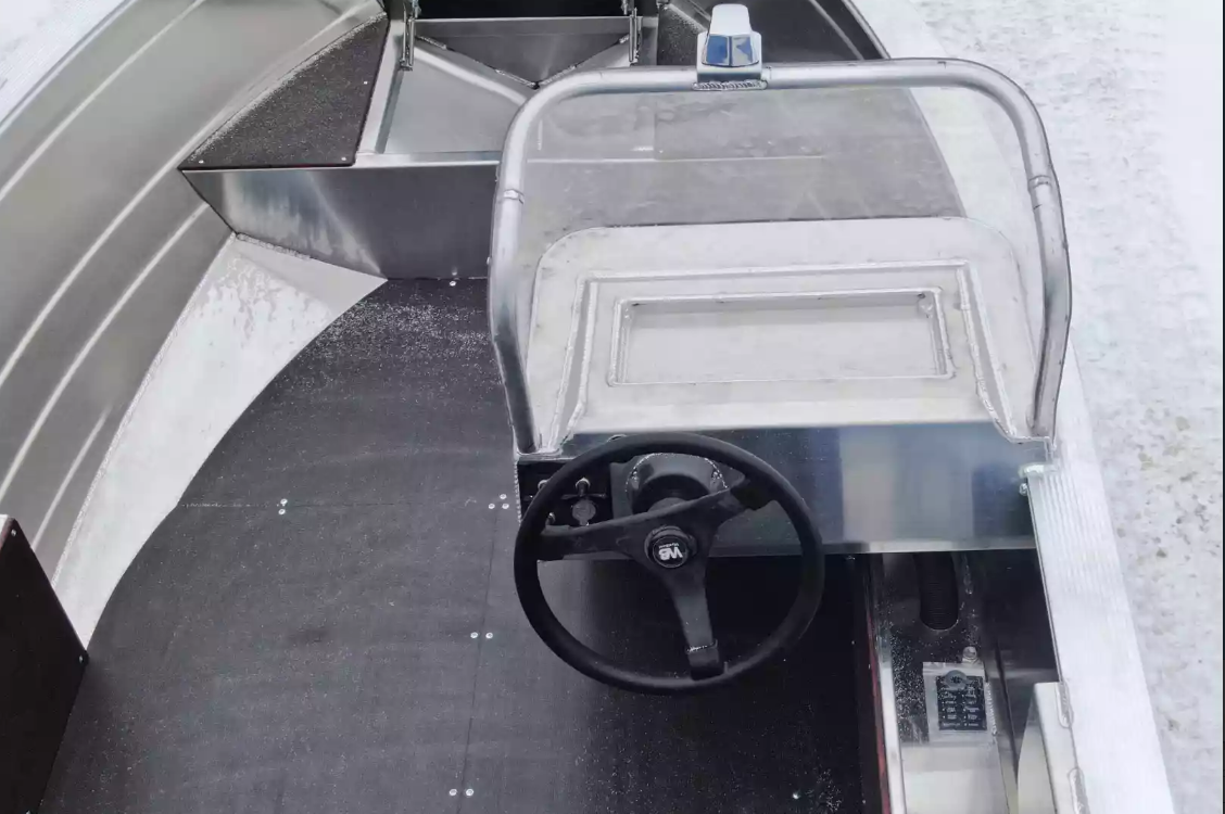 Алюминиевая лодка Неман-400 С в Череповце