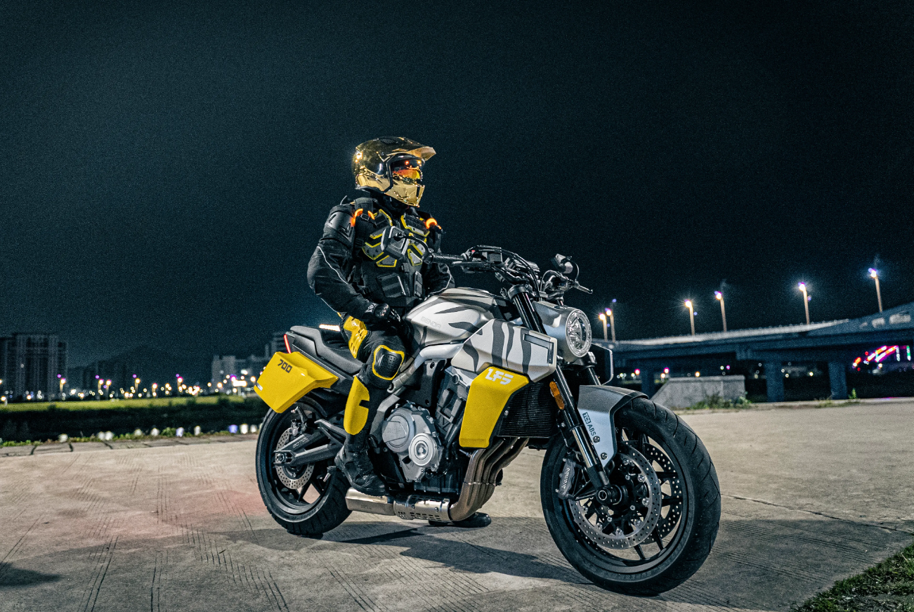 Мотоцикл Benda LFS 700 в Череповце