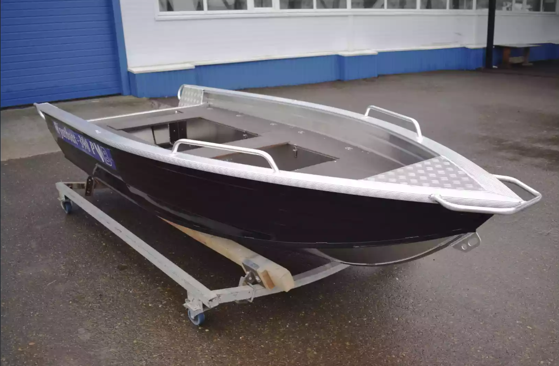 Алюминиевая лодка Wyatboat-390РМ в Череповце