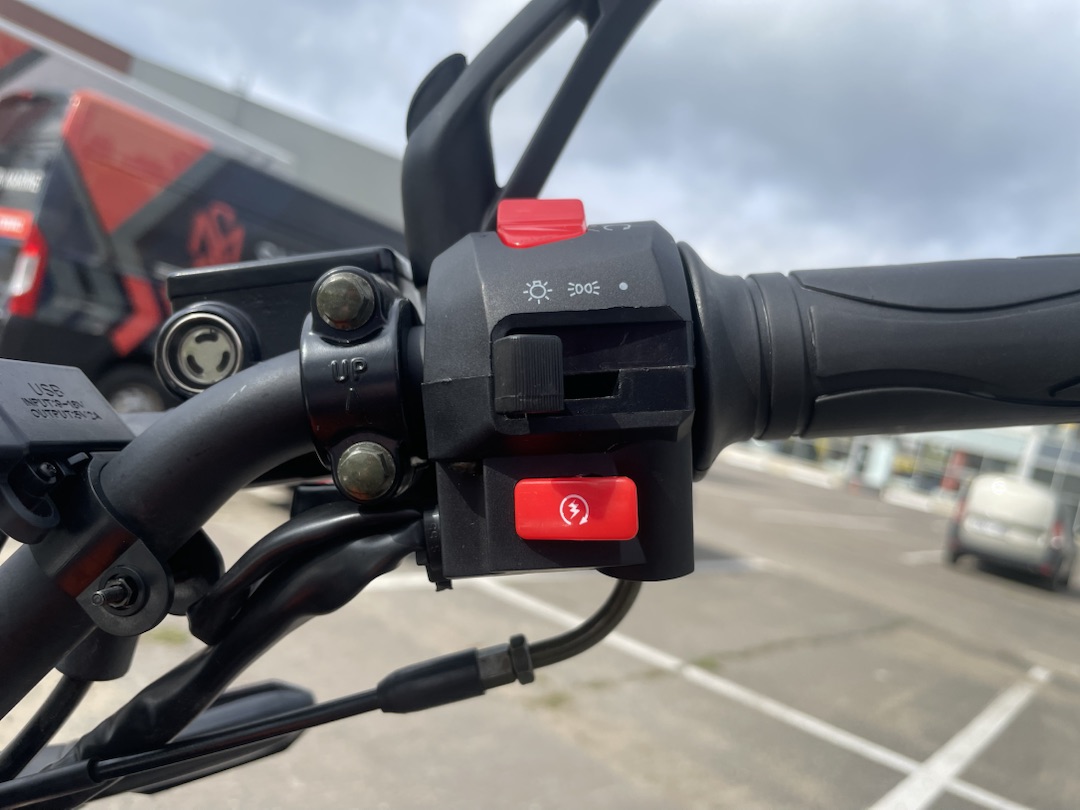 Мопед PROMAX CB150R (49) в Череповце