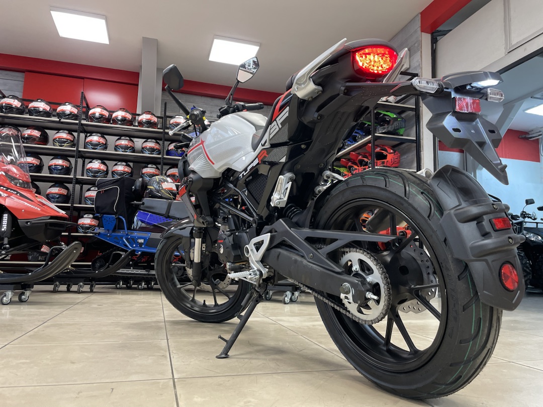 Мопед PROMAX CB150R (49) в Череповце