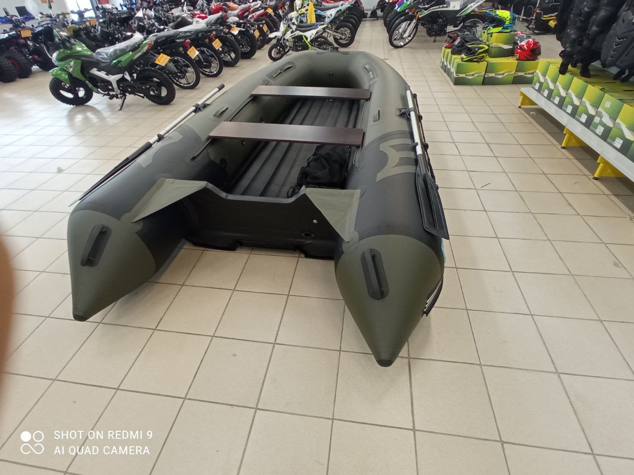 Лодка MISHIMO RIVER JET 410 под водомет в Череповце