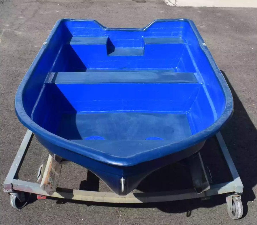 Стеклопластиковая лодка Neman-340 (тримаран) в Череповце