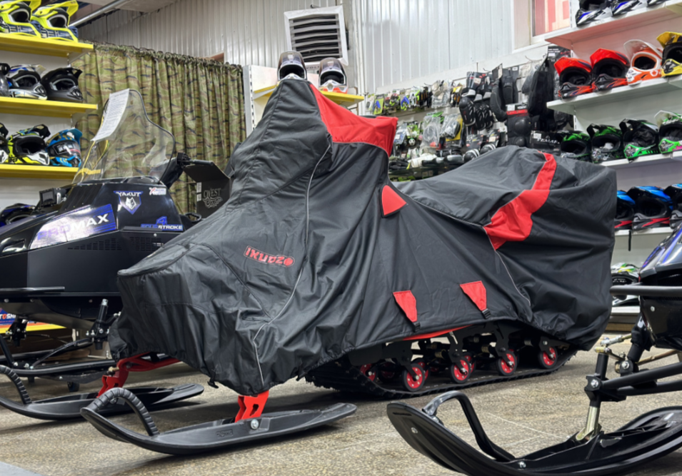 Чехол транспорт. снегохода IKUDZO HUNTER черно-красный Оксфорд ПРЕМИУМ качества с лого IKUDZO в Череповце