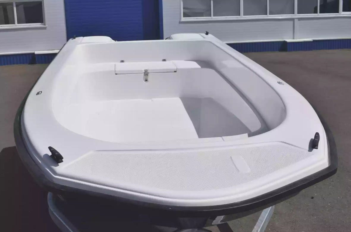 Стеклопластиковая лодка Wyatboat 430 тримаран в Череповце