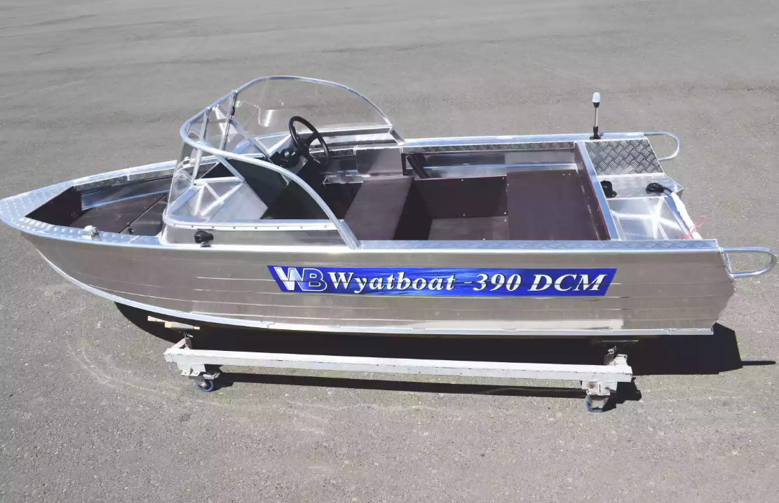 Алюминиевая лодка Wyatboat-390 DCM в Череповце