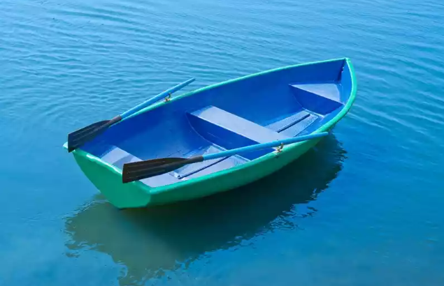 Стеклопластиковая лодка Дельфин в Череповце