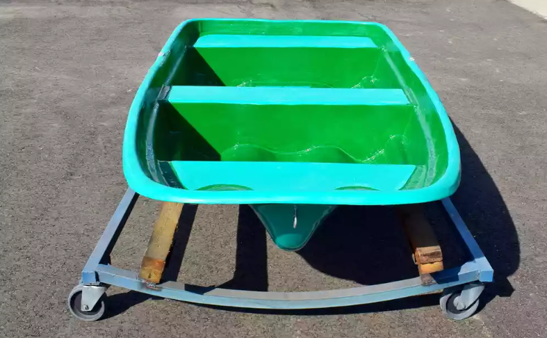 Стеклопластиковая лодка Старт (тримаран) в Череповце