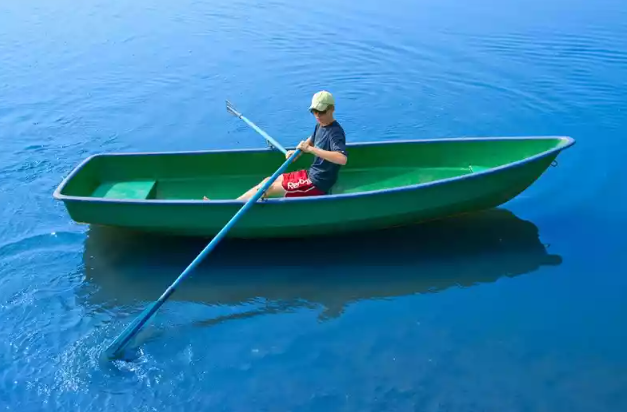 Стеклопластиковая Лодка Голавль в Череповце