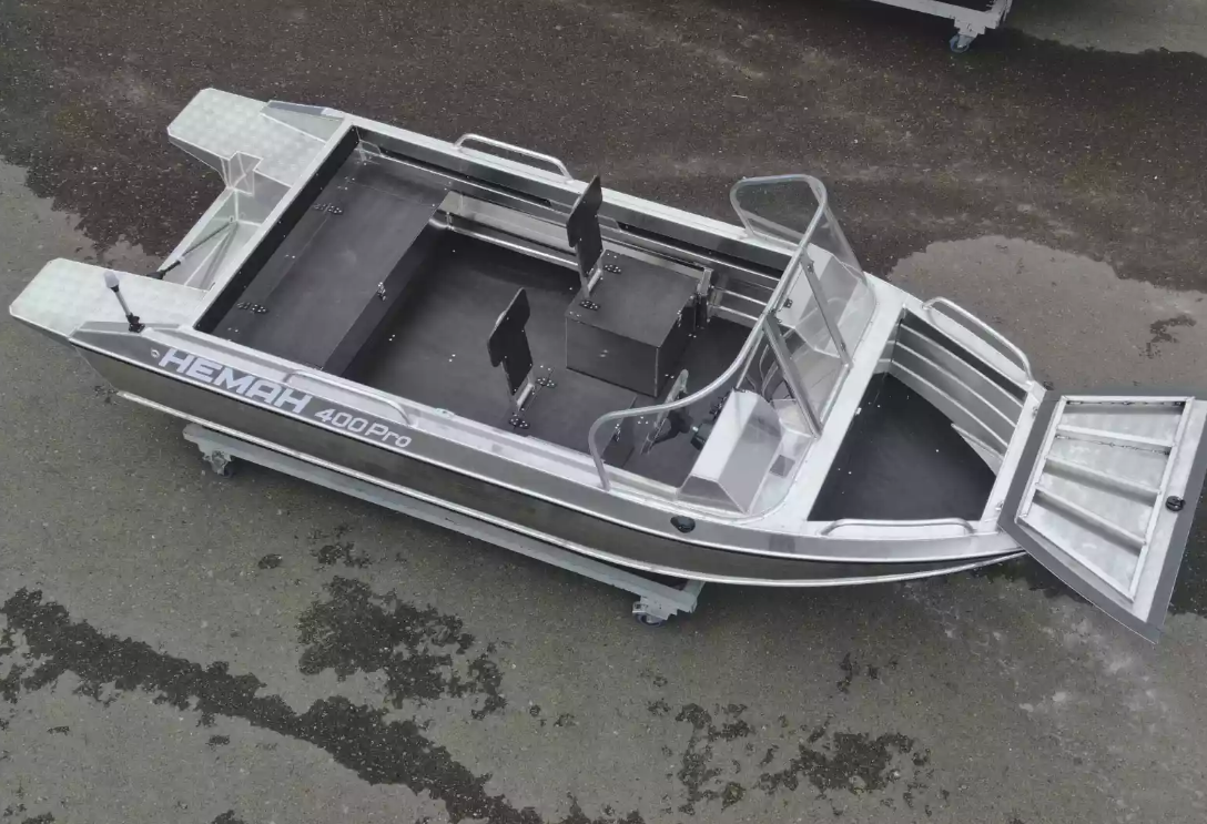 Алюминиевая лодка  Neman-400 PRO в Череповце