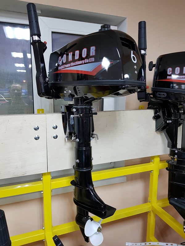 Лодочный мотор Condor T6HS без бака 12 л. в Череповце