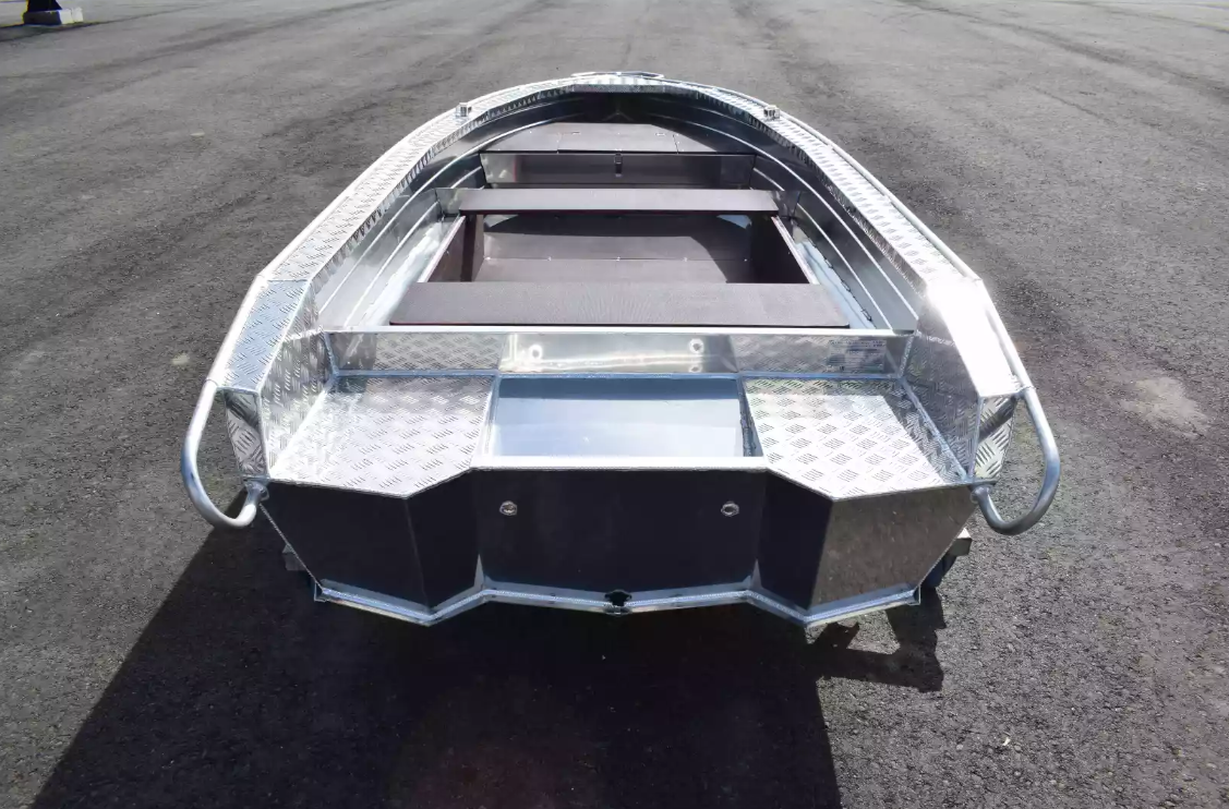 Алюминиевая лодка Wyatboat-390 P в Череповце