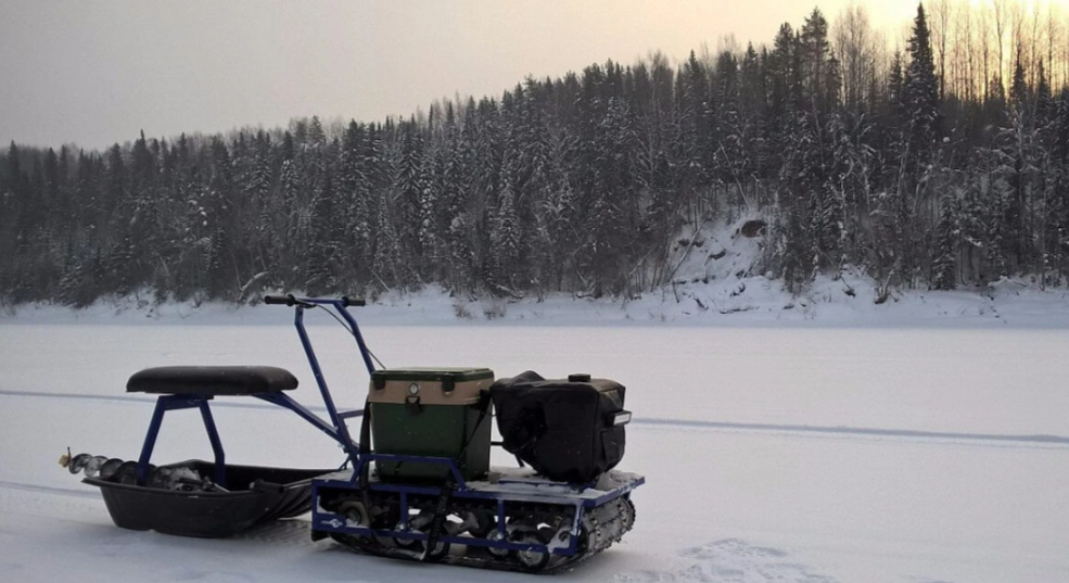 Мотобуксировщик Альбатрос-L 8 с фарой в Череповце