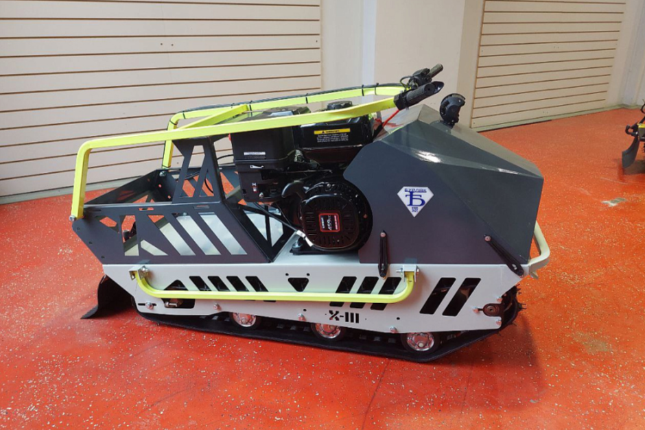 Мотобуксировщик Бурлак Пионер в Череповце