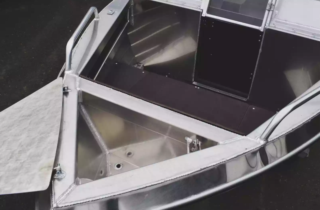 Алюминиевая лодка  Neman-400 DC в Череповце