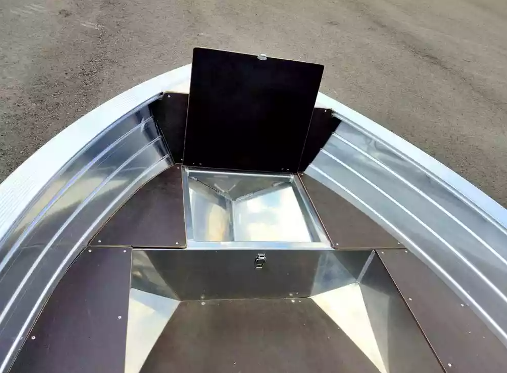 Алюминиевая лодка Неман-400 в Череповце