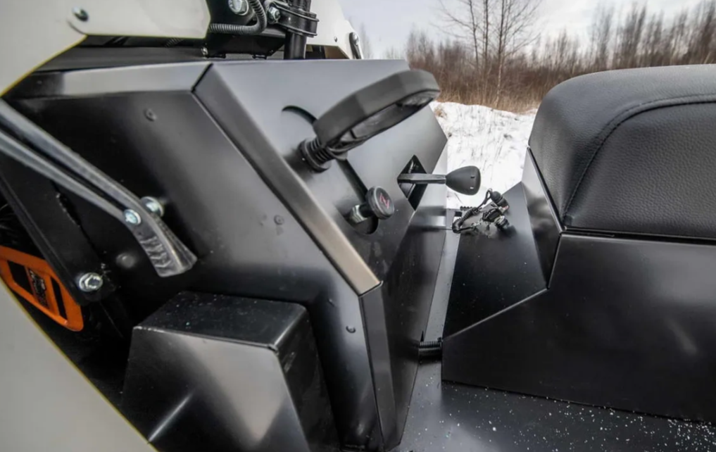 Снегоход АРКТИК 4Т в Череповце