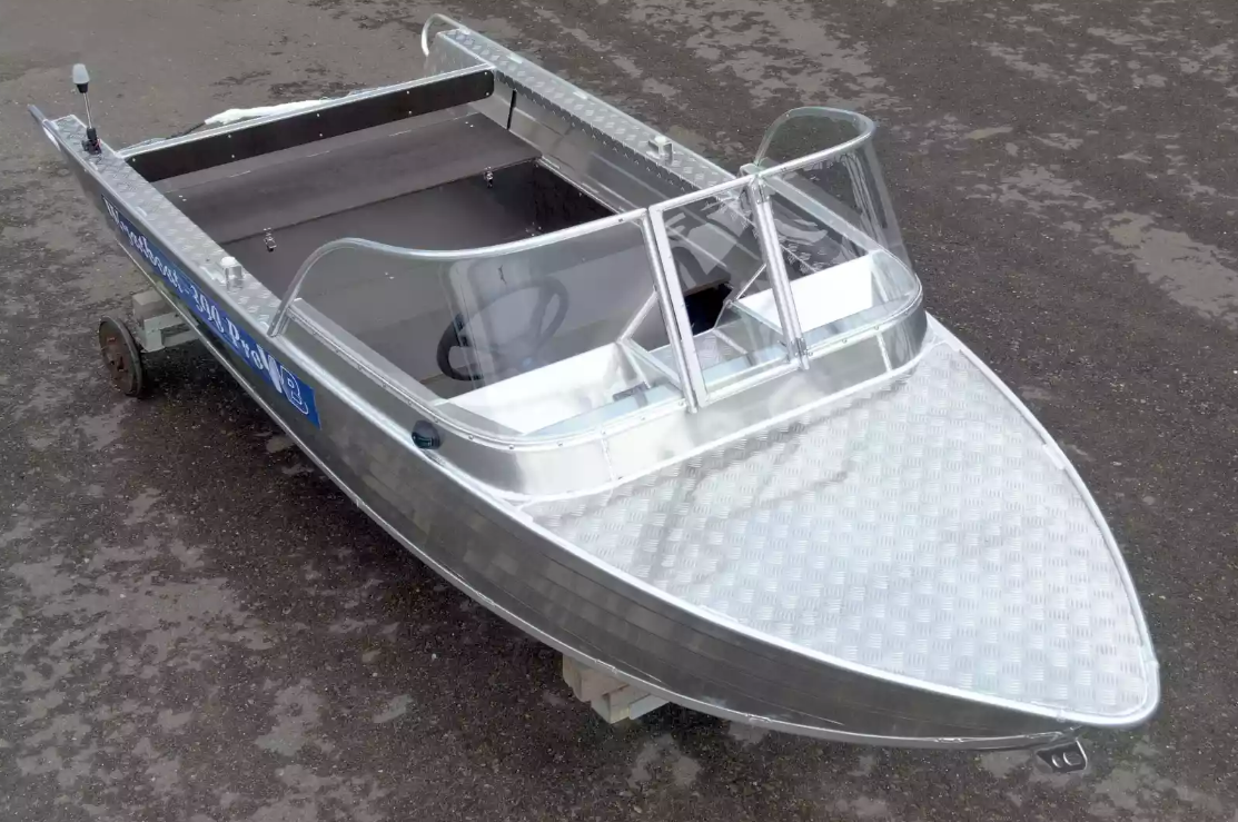 Алюминиевая лодка Wyatboat-390 Pro в Череповце