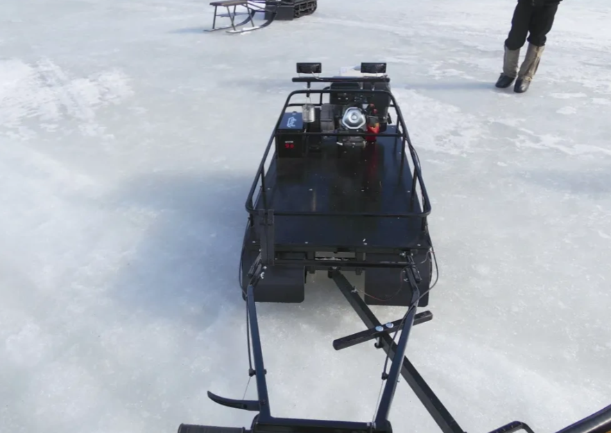 Мотобуксировщик AhtaR L11 в Череповце