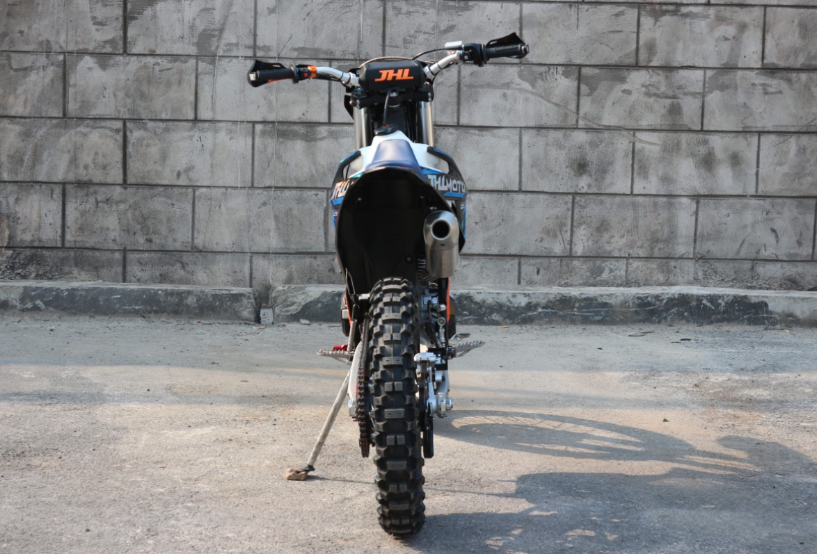 Мотоцикл JHLMOTO JHL Z3 CB250 (172FMM-3A) в Череповце