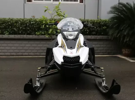 Снегоход ULAR 220 в Череповце