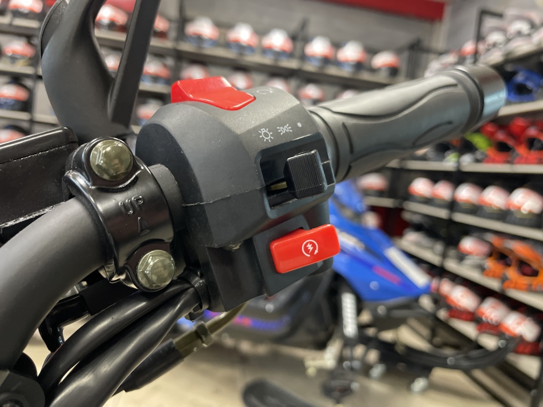 Мопед PROMAX CB150R (49) в Череповце