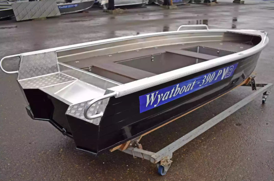 Алюминиевая лодка Wyatboat-390РМ в Череповце