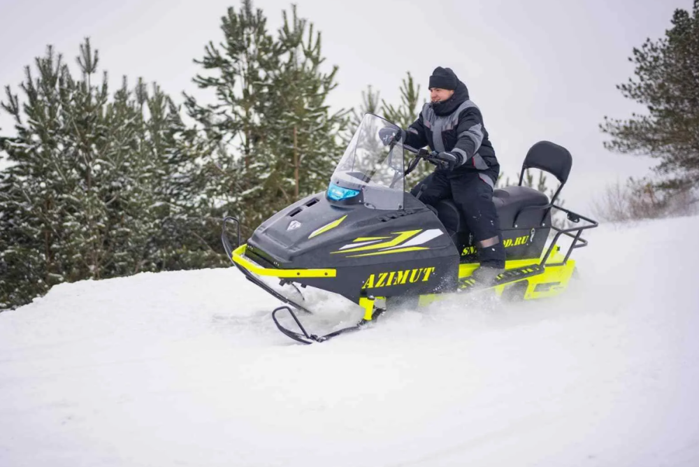 Миниснегоход Бурлак Азимут 24 л.с. , эл.запуск, реверс, тормоз гидравл, капот черный в Череповце