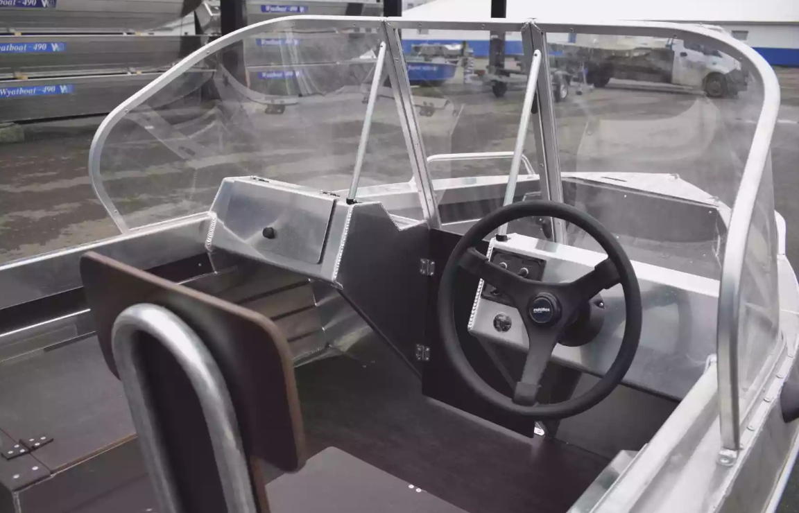 Алюминиевая лодка  Neman-400 DC в Череповце