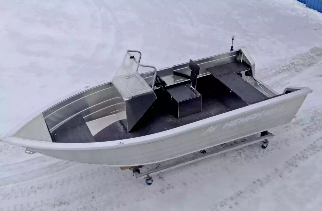 Алюминиевая лодка Неман-400 С в Череповце