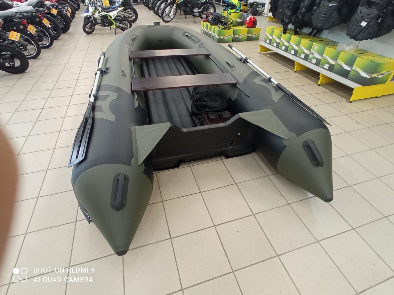 Лодка MISHIMO RIVER JET 410 под водомет в Череповце