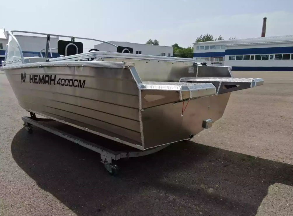 Алюминиевая лодка  Неман-400 DCM NEW в Череповце