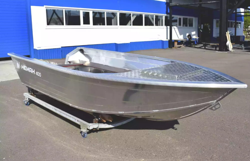 Алюминиевая лодка Неман-400 Р PRO в Череповце