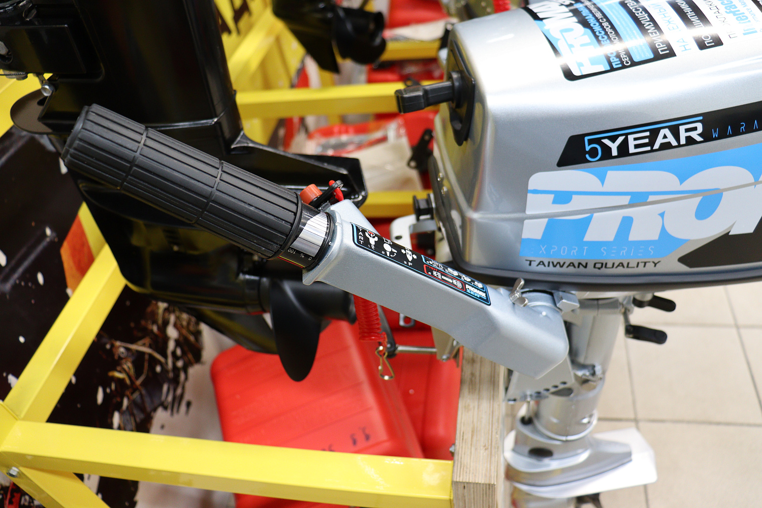 Лодочный мотор PROMAX SP5FHS (внешний бак 12 л) в Череповце