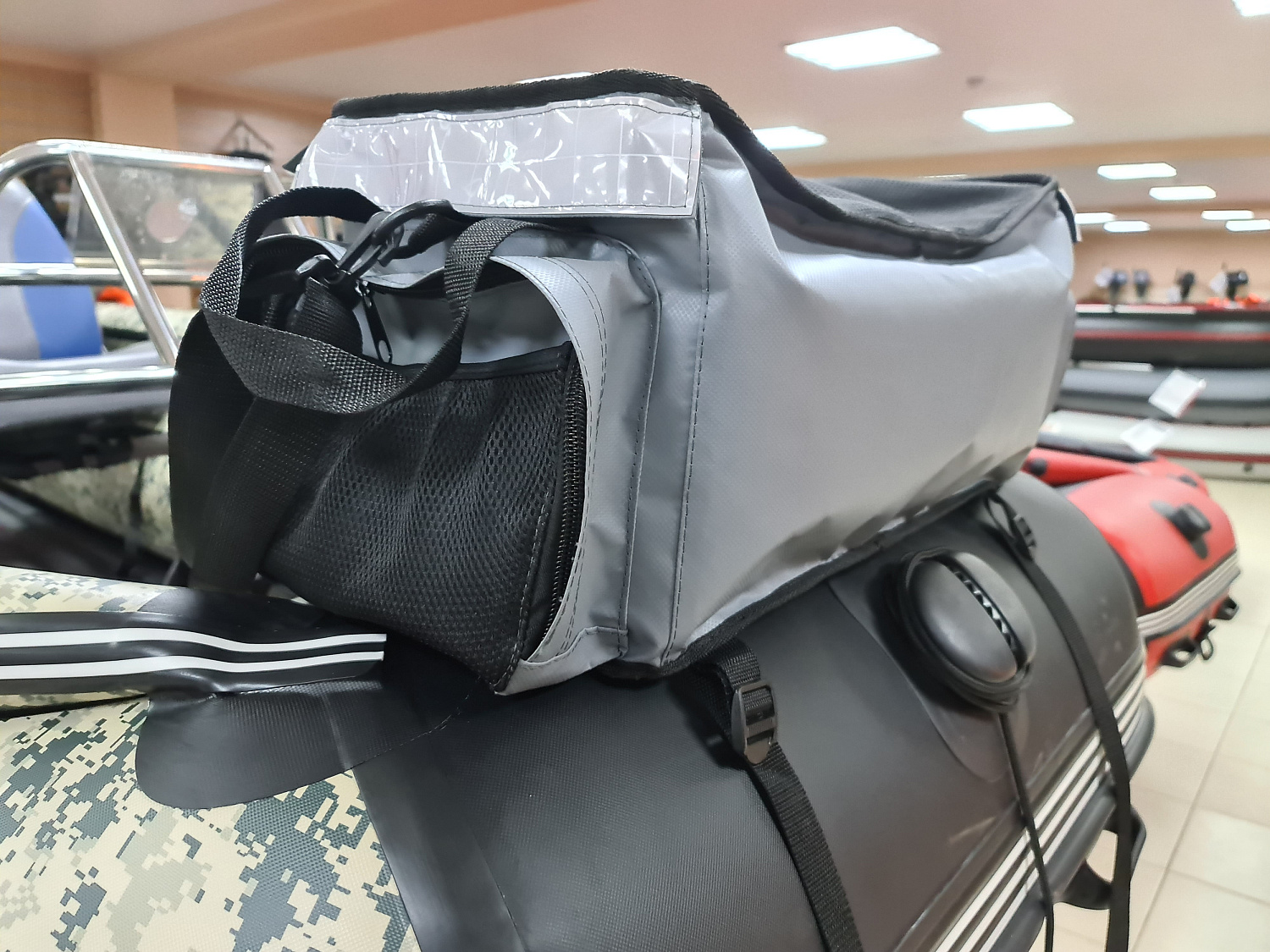 СУМКА ЛЮКС НА БАЛЛОН ДЛЯ ЛОДОК ПВХ 50Х25Х25 СМ в Череповце