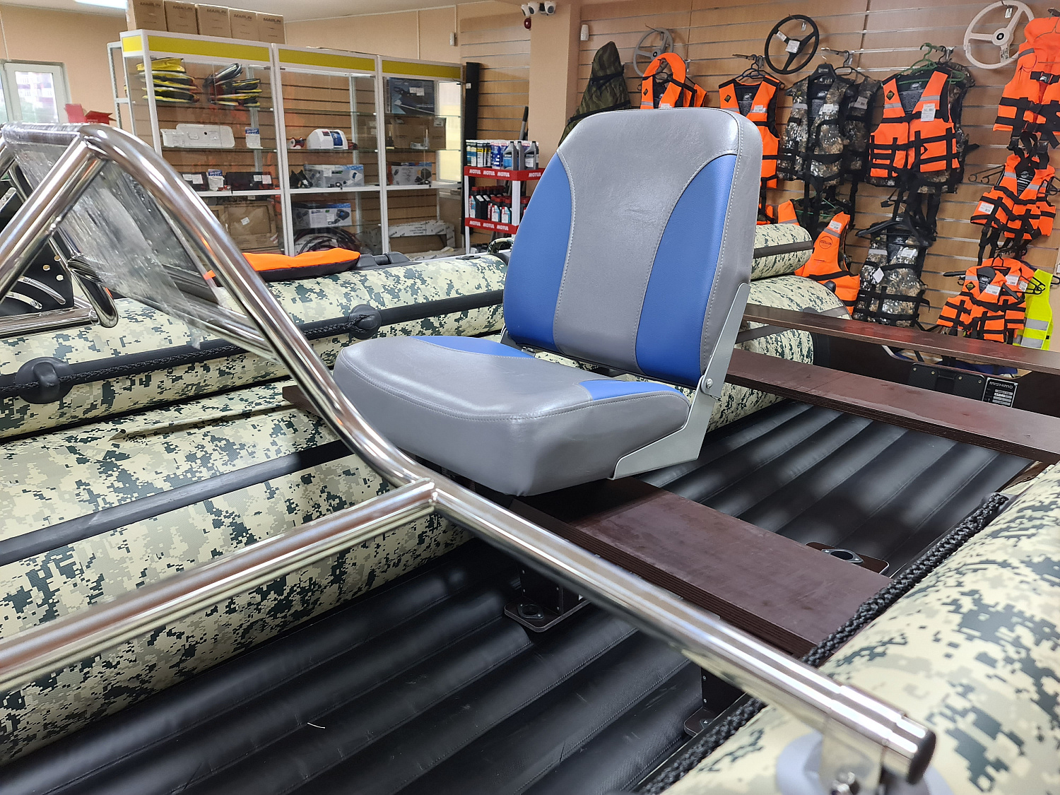 КРЕСЛО МЯГКОЕ РАСКЛАДНОЕ С ПОВОРОТНЫМ МЕХАНИЗМОМ ДЛЯ ЛОДОК в Череповце