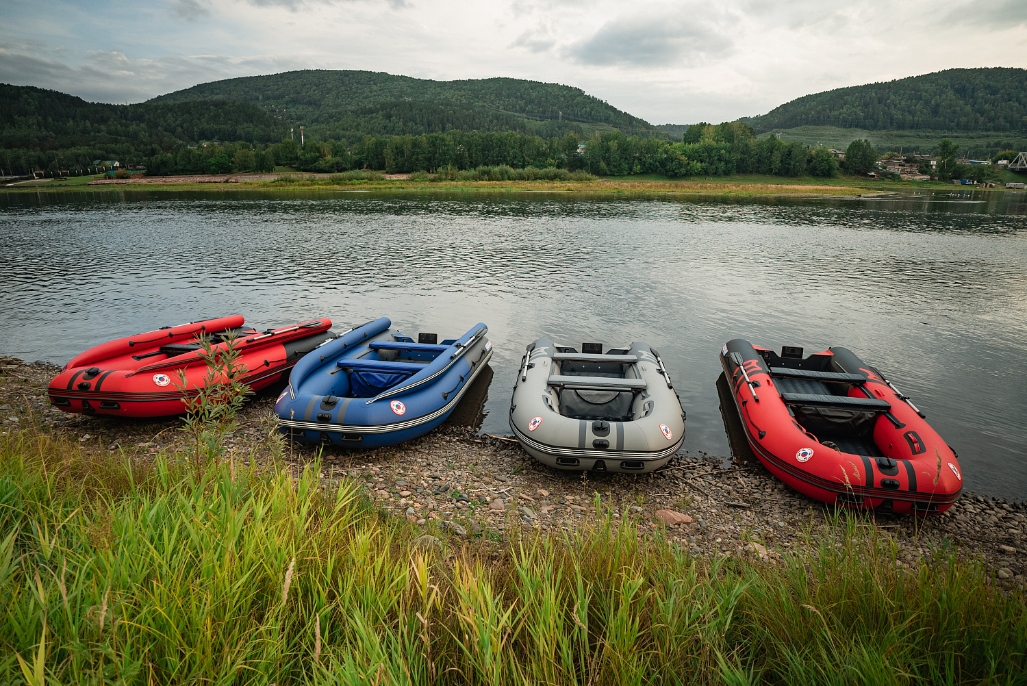 Лодка MISHIMO RIVER FJET PRO 410  под водомет в Череповце