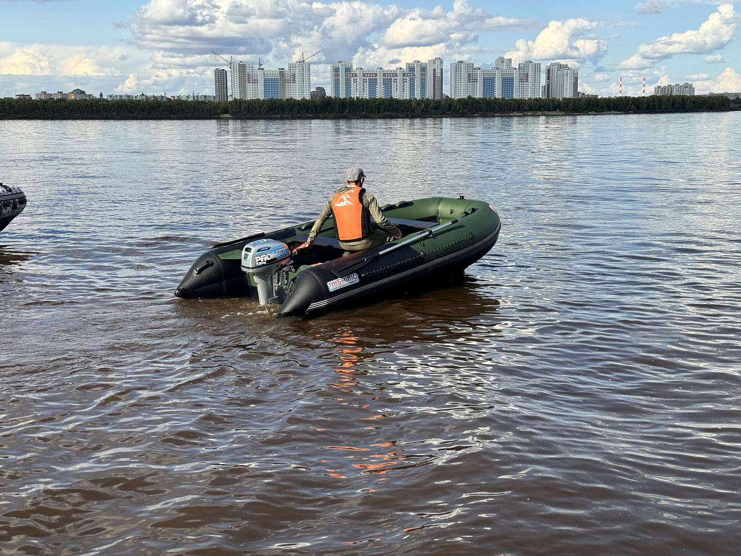 Лодка MISHIMO BIG FLOOR 380 в Череповце