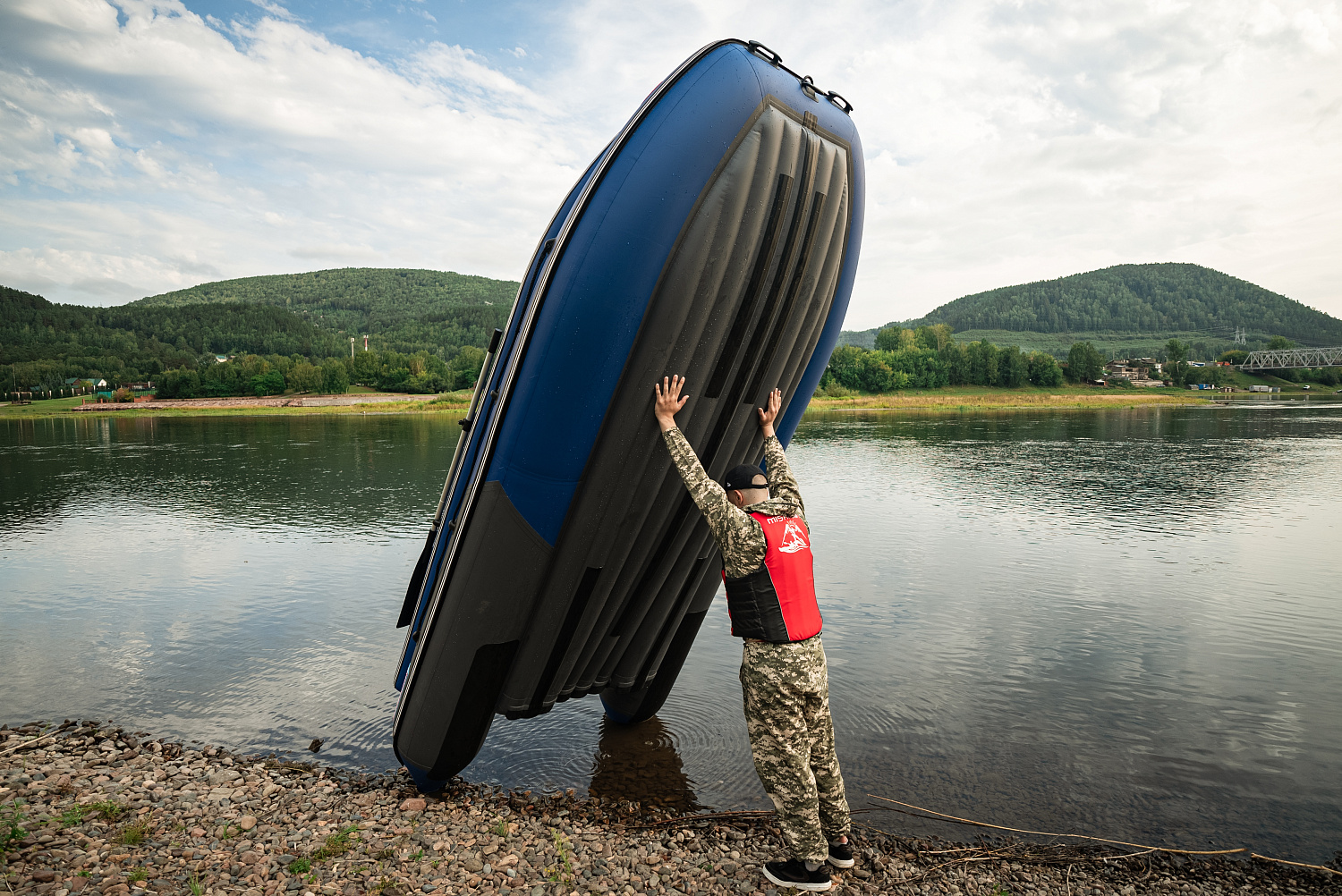 Лодка MISHIMO RIVER FJET PRO 410  под водомет в Череповце