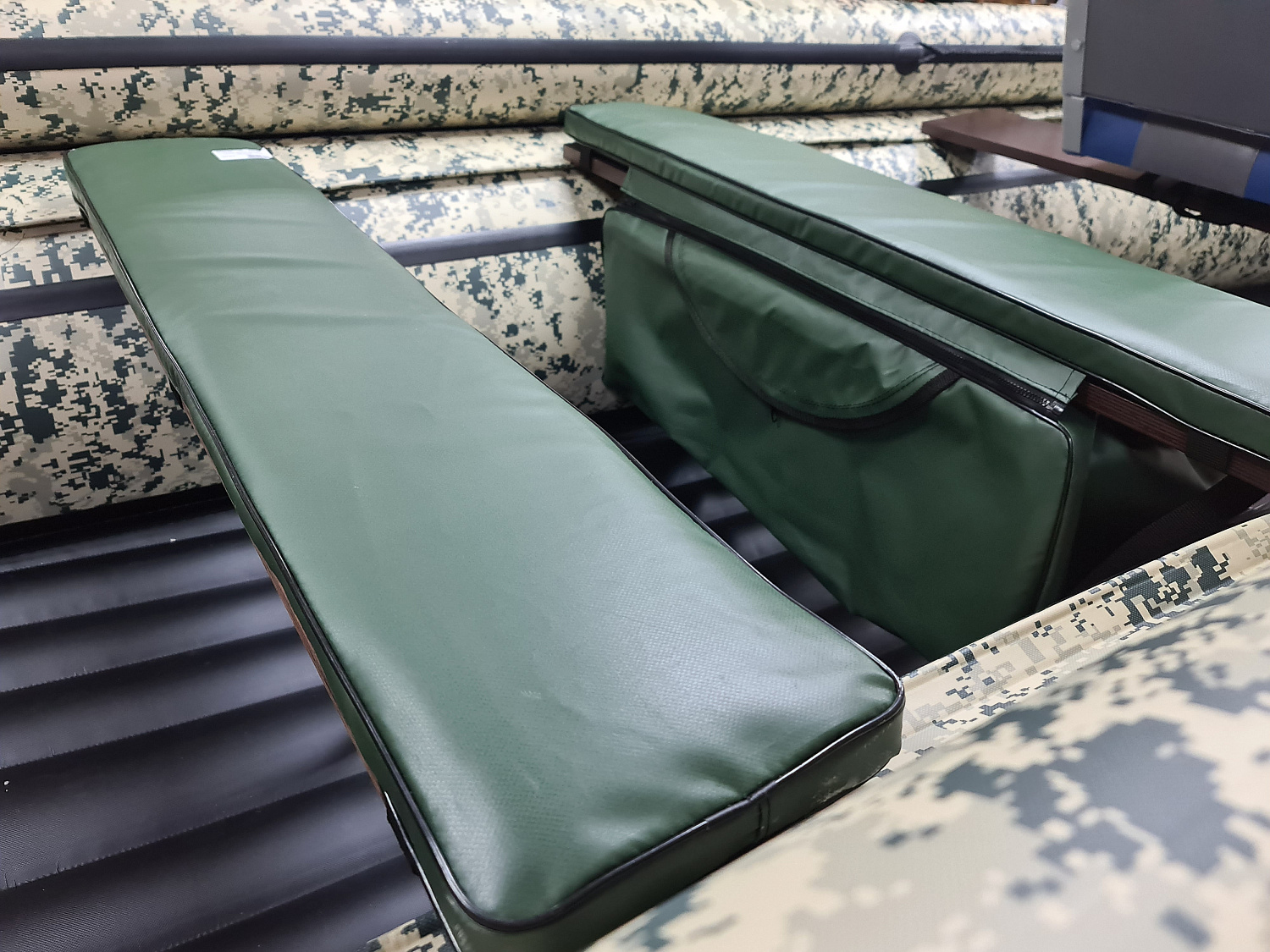 КОМПЛЕКТ МЯГКИХ НАКЛАДОК С СУМКОЙ ДЛЯ ЛОДОК 110Х20 ЗЕЛЕНЫЙ в Череповце