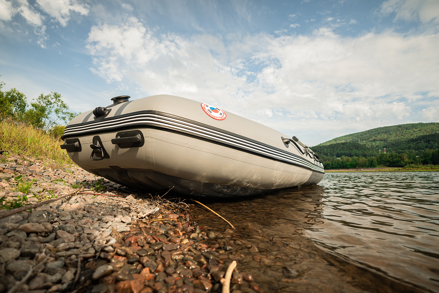 Лодка MISHIMO RIVER JET 390 под водомет в Череповце