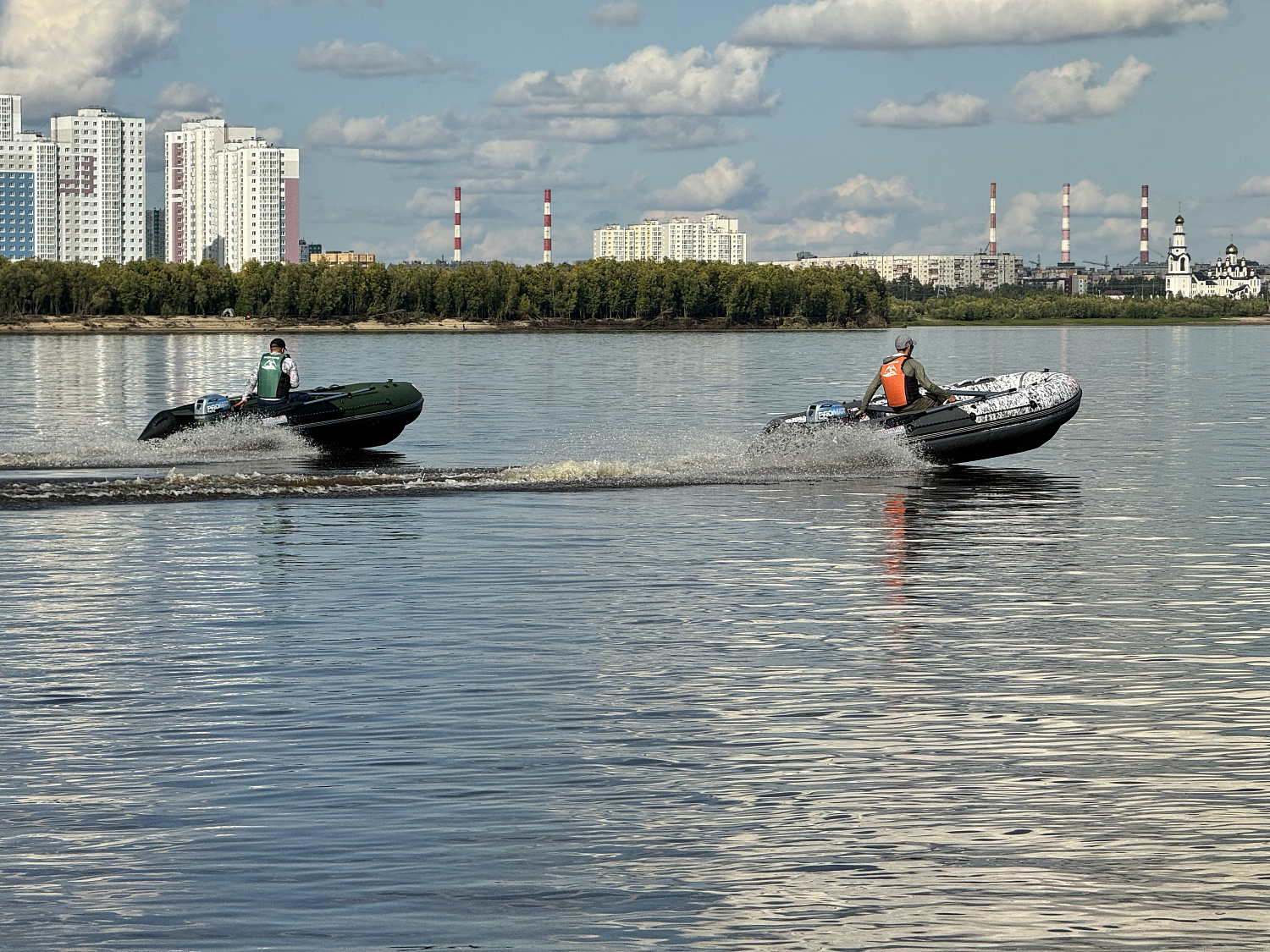 Лодка MISHIMO BIG FLOOR 440 в Череповце